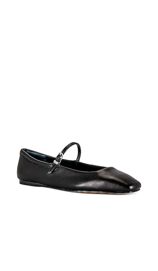 Dolce Vita Reyes Ballet Flat in Black