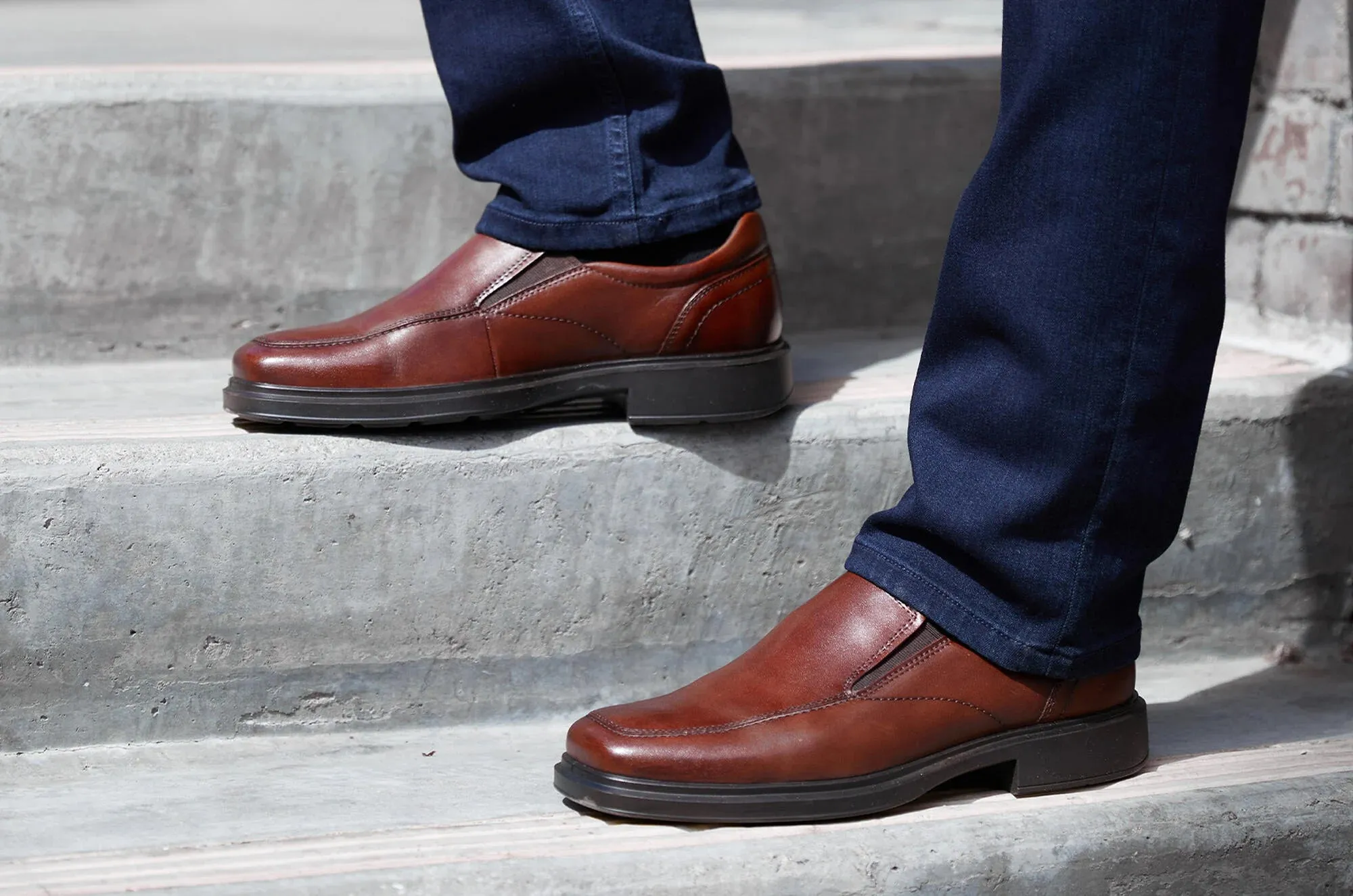 Ecco Helsinki 2.0 Men's Apron Toe Slip-On