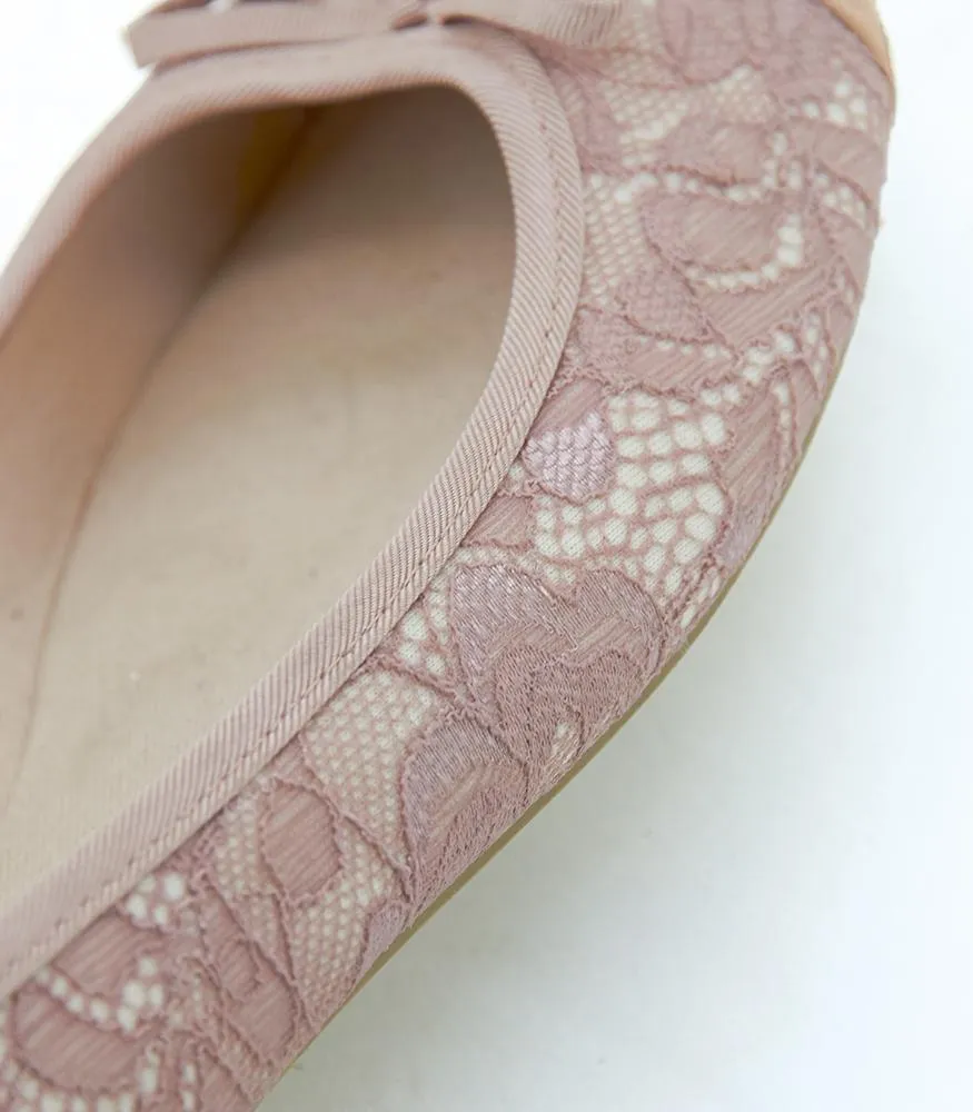 HAPPY SHOES